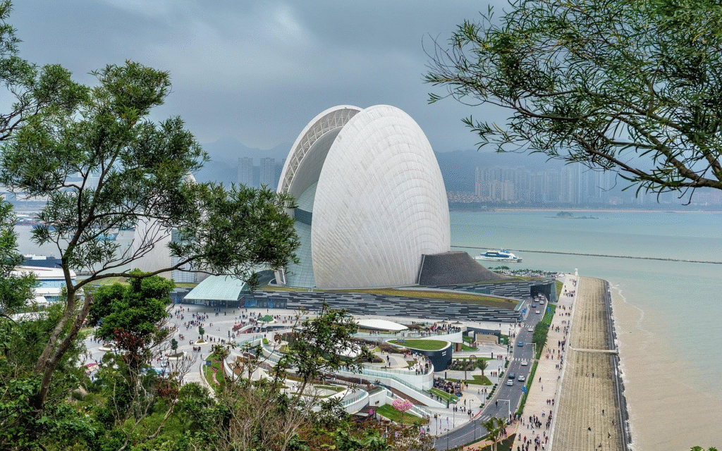 Zhuhai Grand Theatre vid Zhuhai (adrian2019, pixabay)