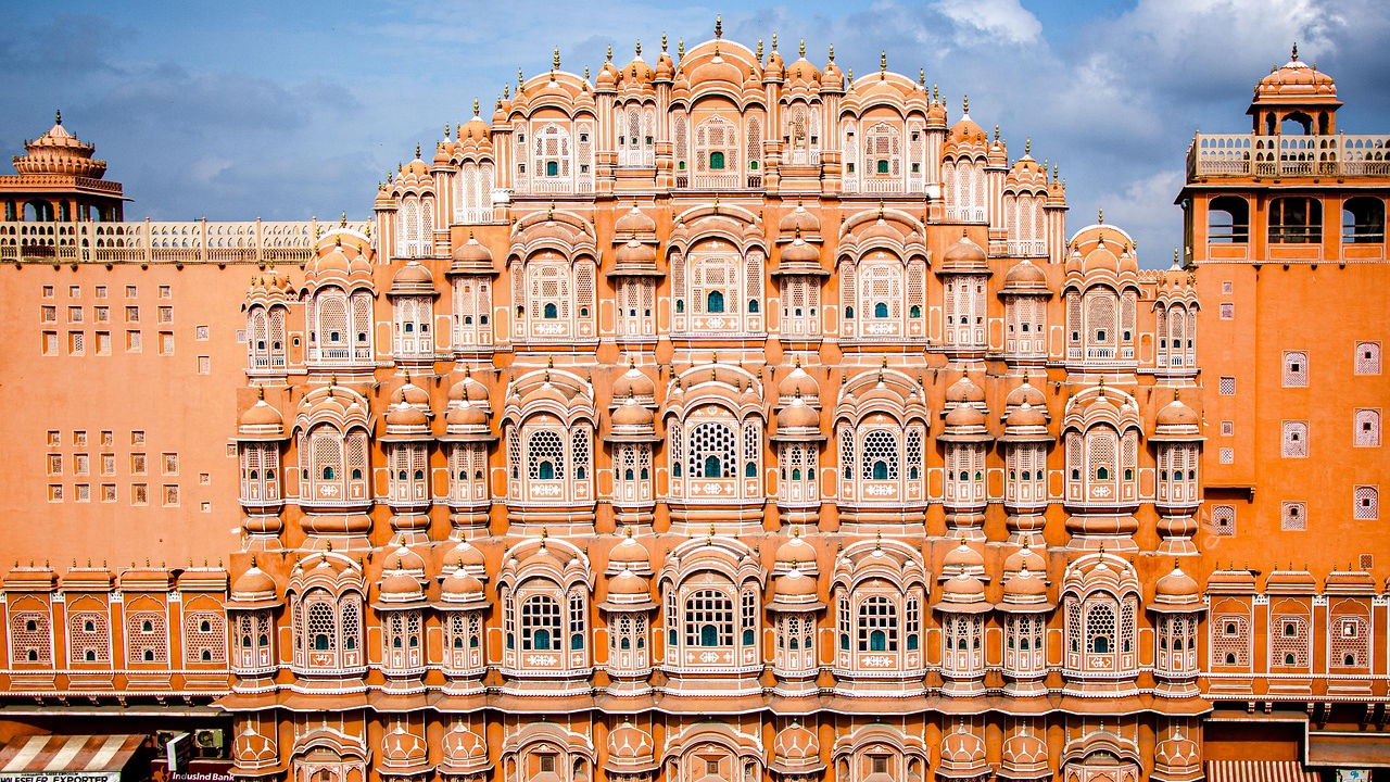 Hawa Mahal Jaipur Rosa Palats Hawa Mahal i Jaipur, Indien, ett historiskt rosa sandstenpalats med intrikata fönster och arkitektonisk design